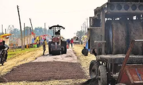 Bareilly: कमेटी ने चौबारी मेले से हाथ खींचे, डीएम को दी जानकारी