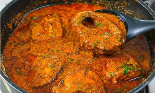 काला जादू रोकने की भयानक कीमत! खौलती मछली करी से झुलसाया पत्नी का चेहरा, पति फरार