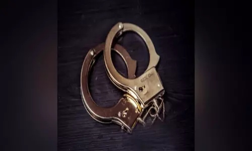 शराबी बेटे ने बुजुर्ग मां की गर्दन पर चाकू से किए कई वार, हत्यारोपी गिरफ्तार