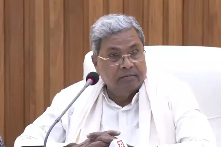 BJP ने केएसटीडीसी के वायनाड को बढ़ावा देने वाले पोस्ट को लेकर कर्नाटक के सीएम सिद्धारमैया की आलोचना की BJP ने केएसटीडीसी के वायनाड को बढ़ावा देने वाले पोस्ट को लेकर कर्नाटक के सीएम सिद्धारमैया की आलोचना की