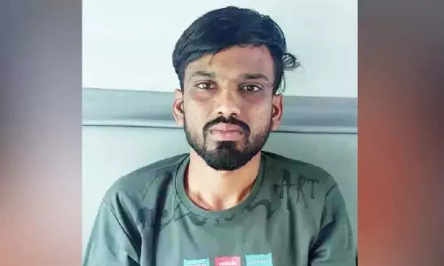फर्जी ऑनलाइन ट्रेडिंग के जरिए 1.83 करोड़ की धोखाधड़ी; आरोपी गिरफ्तार फर्जी ऑनलाइन ट्रेडिंग के जरिए 1.83 करोड़ की धोखाधड़ी; आरोपी गिरफ्तार