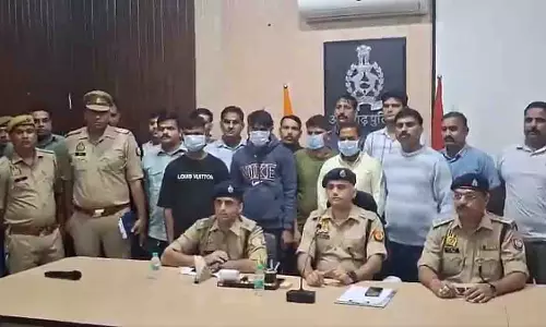 UP: अलीगढ़ में मंदिरों पर आई लव मोहम्मद लिखने पर 4 गिरफ्तार