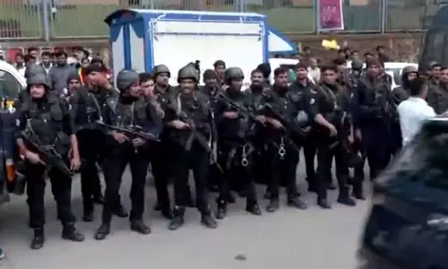 दिनदहाड़े बच्चों को बंधक बना लिया, अब आरोपी के मौत की खबर