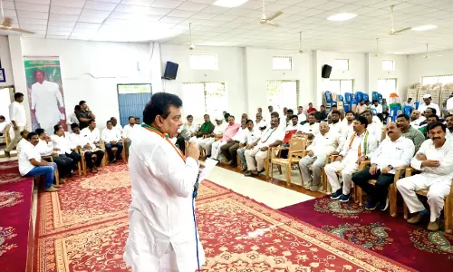 Karnataka सरकार का कहना है कि एक भी उद्योग राज्य से बाहर नहीं गया