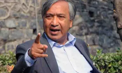 बाहर बंद कश्मीरी कैदियों को स्थानीय जेलों में वापस लाया जाए: Tarigami बाहर बंद कश्मीरी कैदियों को स्थानीय जेलों में वापस लाया जाए: Tarigami
