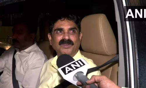 मुंबई पवई बंधक कांड पर बोले मनसे नेता बाला नांदगांवकर मुंबई पवई बंधक कांड पर बोले मनसे नेता बाला नांदगांवकर