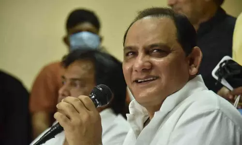 तेलंगाना में मोहम्मद अजहरुद्दीन की कैबिनेट एंट्री पर मचा सियासी बवाल तेलंगाना में मोहम्मद अजहरुद्दीन की कैबिनेट एंट्री पर मचा सियासी बवाल