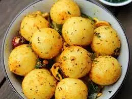 Suji Balls Recipe: अब बनाइए हेल्दी और टेस्टी सूजी बॉल्स Suji Balls Recipe: अब बनाइए हेल्दी और टेस्टी सूजी बॉल्स