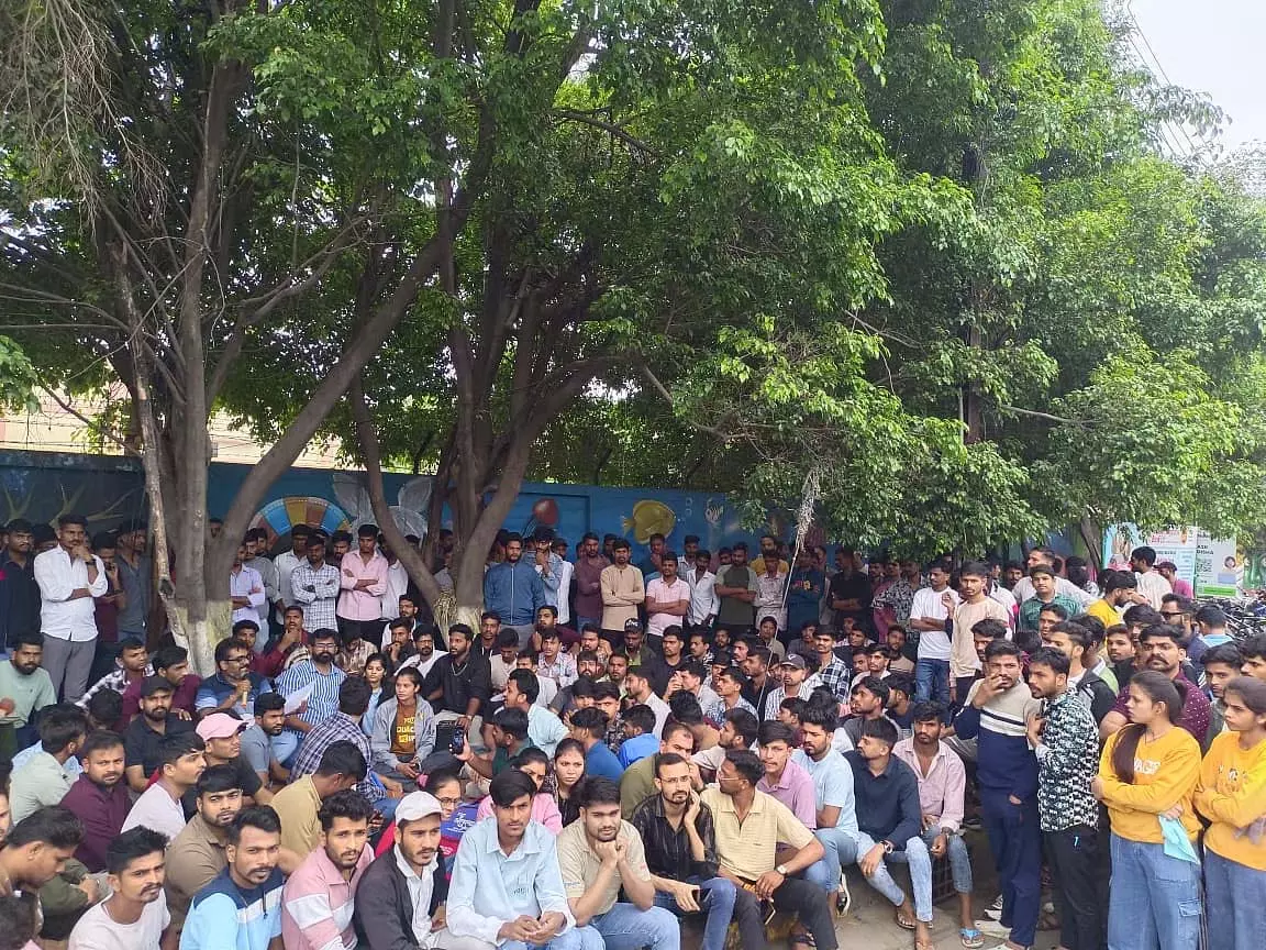 पुलिस कांस्टेबल भर्ती परीक्षा; उम्मीदवारों ने पारदर्शिता की कमी का आरोप लगाया पुलिस कांस्टेबल भर्ती परीक्षा; उम्मीदवारों ने पारदर्शिता की कमी का आरोप लगाया