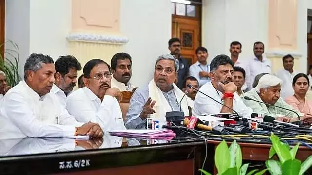 वायनाड टूरिज्म के पक्ष में विज्ञापन: राज्य सरकार ने KSTDC को रिपोर्ट सबमिट करने का निर्देश दिया वायनाड टूरिज्म के पक्ष में विज्ञापन: राज्य सरकार ने KSTDC को रिपोर्ट सबमिट करने का निर्देश दिया