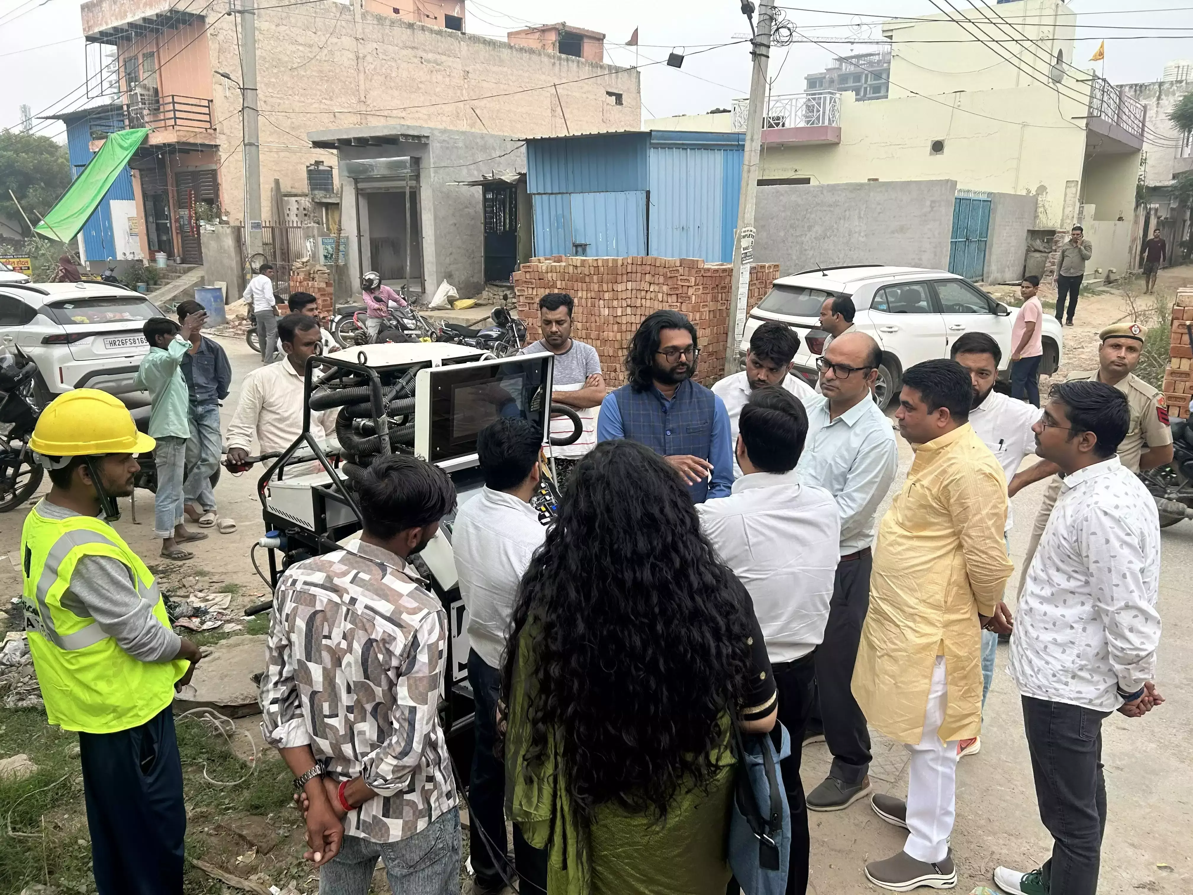 Gurugram: मानेसर बना हाई-टेक, रोबोट से होगी सीवर की सफाई Gurugram: मानेसर बना हाई-टेक, रोबोट से होगी सीवर की सफाई