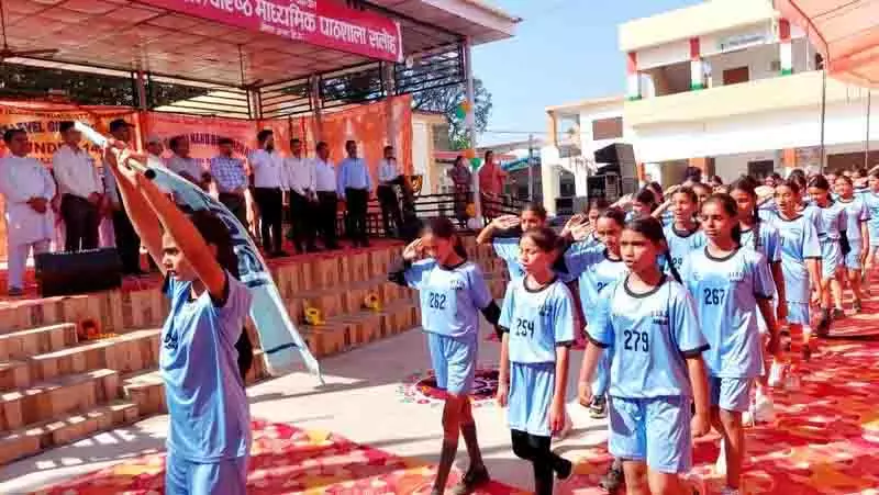 Una में अंडर-14 लड़कियों का टूर्नामेंट शुरू Una में अंडर-14 लड़कियों का टूर्नामेंट शुरू