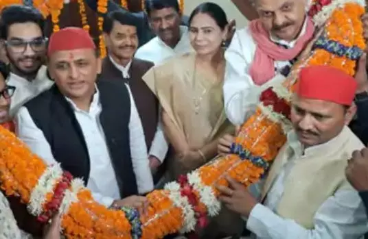 Ghazipur: सपा की शक्ति प्रदर्शन रैली, योगी सरकार पर जमकर बरसे नेता Ghazipur: सपा की शक्ति प्रदर्शन रैली, योगी सरकार पर जमकर बरसे नेता