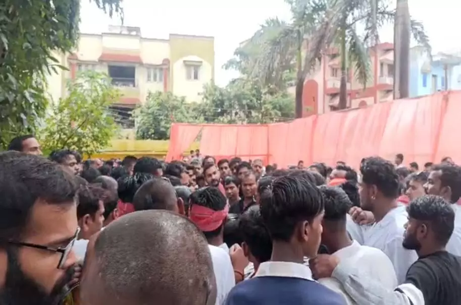 जोहार छत्तीसगढ़ पार्टी-छग क्रांति सेना के कई कार्यकर्ता हाउस अरेस्ट जोहार छत्तीसगढ़ पार्टी-छग क्रांति सेना के कई कार्यकर्ता हाउस अरेस्ट
