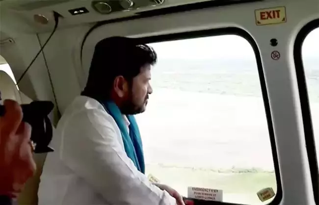 Telangana : सीएम रेवंत ने चक्रवात प्रभावित इलाकों का हवाई सर्वेक्षण किया Telangana : सीएम रेवंत ने चक्रवात प्रभावित इलाकों का हवाई सर्वेक्षण किया
