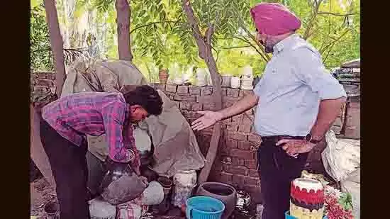 Ludhiana: डेंगू के 29 हॉटस्पॉट चिन्हित, कुल संख्या 361 हुई Ludhiana: डेंगू के 29 हॉटस्पॉट चिन्हित, कुल संख्या 361 हुई