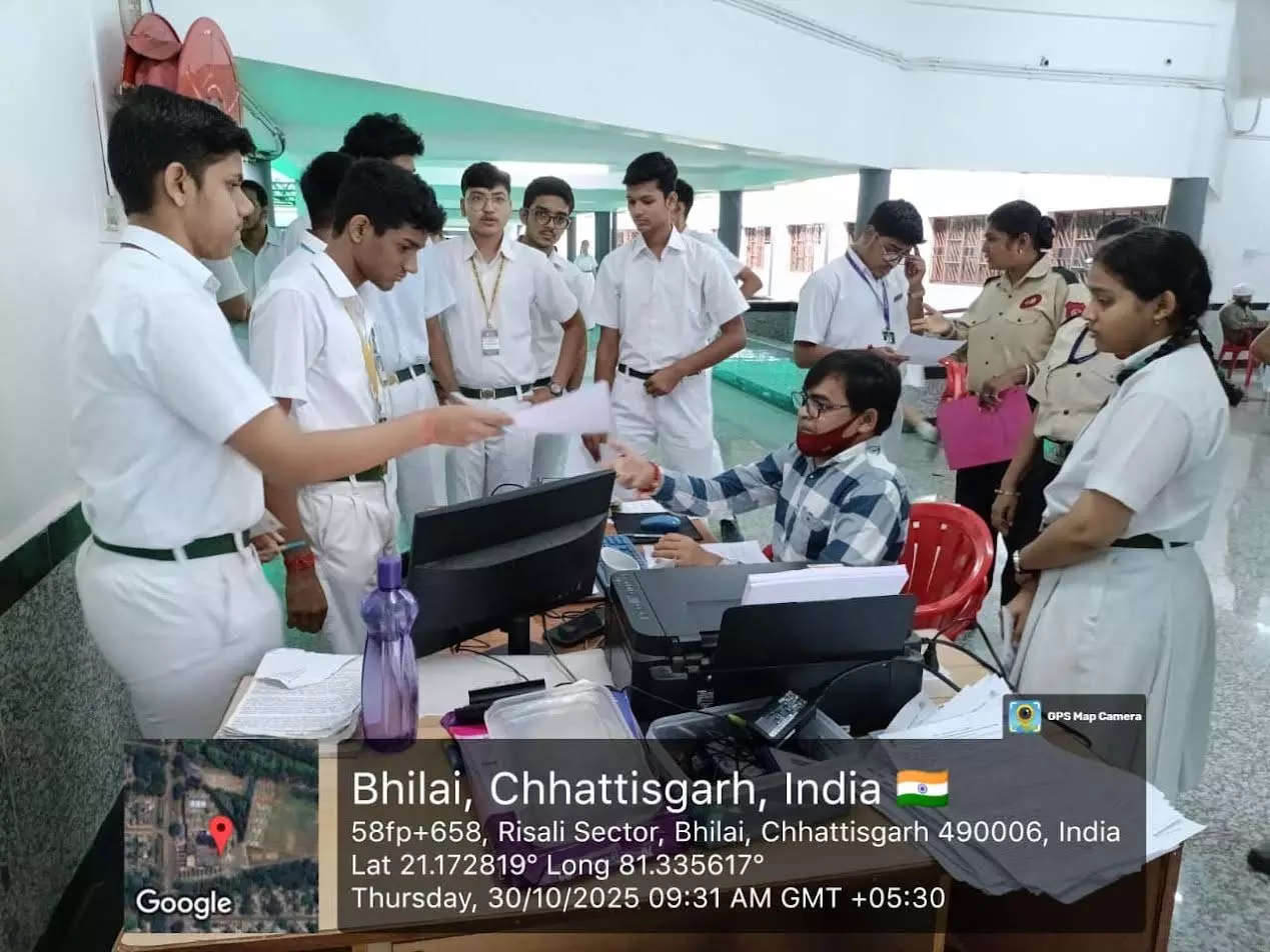 विद्यार्थियों का मैंडेटरी बायोमेट्रिक और आधार अपडेशन अभियान जारी विद्यार्थियों का मैंडेटरी बायोमेट्रिक और आधार अपडेशन अभियान जारी