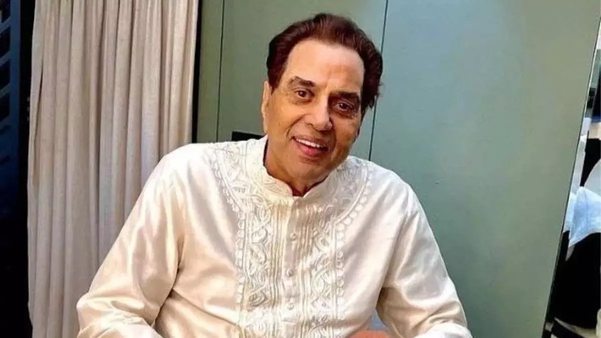 89 साल के Dharmendra अस्पताल में भर्ती, जानिए पूरा माजरा 89 साल के Dharmendra अस्पताल में भर्ती, जानिए पूरा माजरा