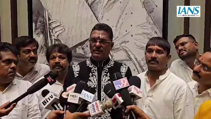मीरा-भायंदर टोल प्लाजा शिफ्टिंग पर फैली अफवाह झूठी, मंत्री प्रताप सरनाइक बोले मीरा-भायंदर टोल प्लाजा शिफ्टिंग पर फैली अफवाह झूठी, मंत्री प्रताप सरनाइक बोले