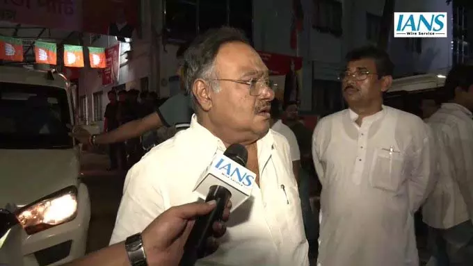 पश्चिम बंगाल में जल्द लागू होगा SIR प्रोजेक्ट: BJP अध्यक्ष समीक भट्टाचार्य बोले पश्चिम बंगाल में जल्द लागू होगा SIR प्रोजेक्ट: BJP अध्यक्ष समीक भट्टाचार्य बोले