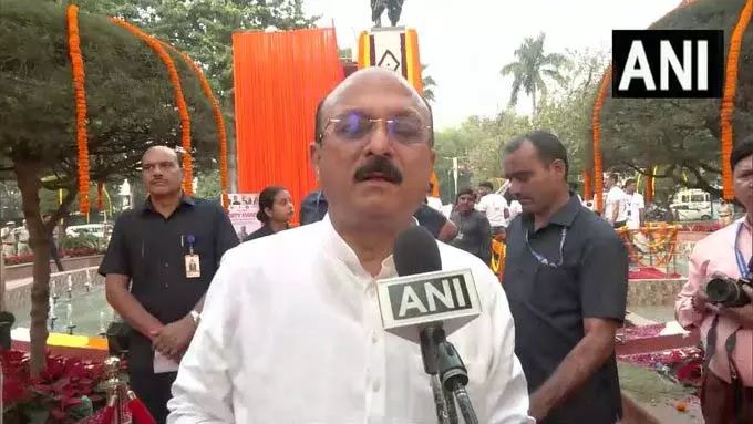 दिल्ली में बिना मान्यता वाले स्कूलों पर सख्ती, शिक्षा मंत्री आशीष सूद बोले दिल्ली में बिना मान्यता वाले स्कूलों पर सख्ती, शिक्षा मंत्री आशीष सूद बोले