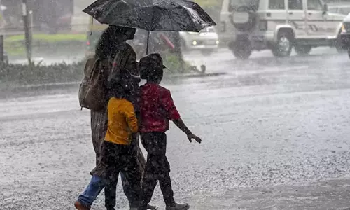 Weather News: छत्तीसगढ़ में चक्रवात मोंथा का प्रभाव अभी खत्म नहीं हुआ Weather News: छत्तीसगढ़ में चक्रवात मोंथा का प्रभाव अभी खत्म नहीं हुआ