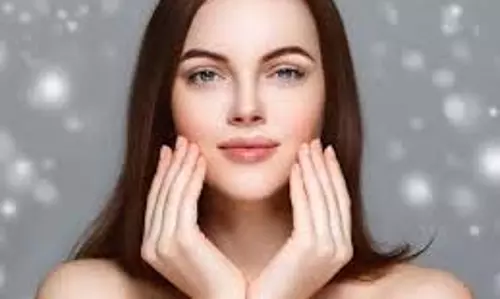 Morning Skincare Tips: त्वचा में लाएं नेचुरल ग्लो, फॉलो करें ये आसान टिप्स Morning Skincare Tips: त्वचा में लाएं नेचुरल ग्लो, फॉलो करें ये आसान टिप्स