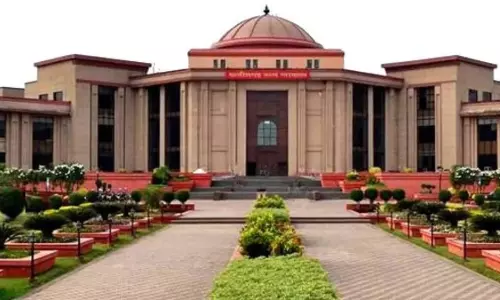 लिया स्वतः संज्ञान, मेकाहारा अस्पताल की बदहाली पर हाईकोर्ट की सख्त टिप्पणी लिया स्वतः संज्ञान, मेकाहारा अस्पताल की बदहाली पर हाईकोर्ट की सख्त टिप्पणी
