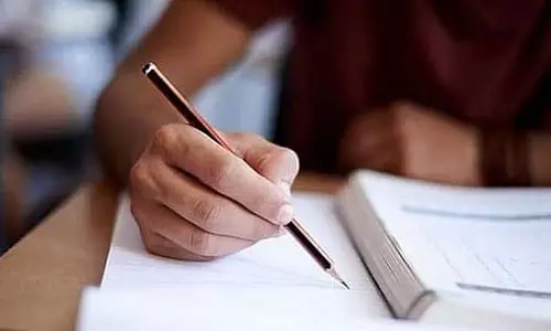 Indore : इंजीनियरिंग सेवा परीक्षा 2024 में 85 लोग क्वालीफाई हुए Indore : इंजीनियरिंग सेवा परीक्षा 2024 में 85 लोग क्वालीफाई हुए