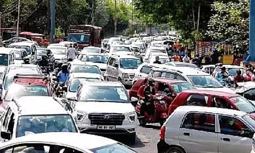 Indore : रन फॉर यूनिटी मैराथन के लिए 3 घंटे तक ट्रैफिक डायवर्जन रहेगा Indore : रन फॉर यूनिटी मैराथन के लिए 3 घंटे तक ट्रैफिक डायवर्जन रहेगा