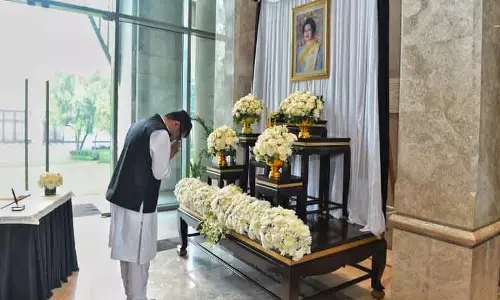 राज्य मंत्री ने थाईलैंड की राजमाता को दिल्ली में श्रद्धांजलि दी