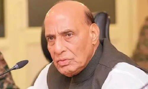 Rajnath Singh ने कुआलालंपुर में अमेरिकी युद्ध सचिव पीट हेगसेथ के साथ वार्ता की Rajnath Singh ने कुआलालंपुर में अमेरिकी युद्ध सचिव पीट हेगसेथ के साथ वार्ता की