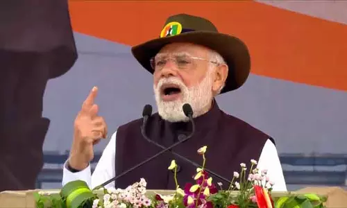 Modi: सरदार पटेल पूरे Kashmir को भारत में मिलाना चाहते थे, नेहरू ने रोका Modi: सरदार पटेल पूरे Kashmir को भारत में मिलाना चाहते थे, नेहरू ने रोका