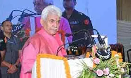एलजी मनोज सिन्हा ने श्रीनगर में ‘रन फॉर यूनिटी’ को हरी झंडी दिखाई