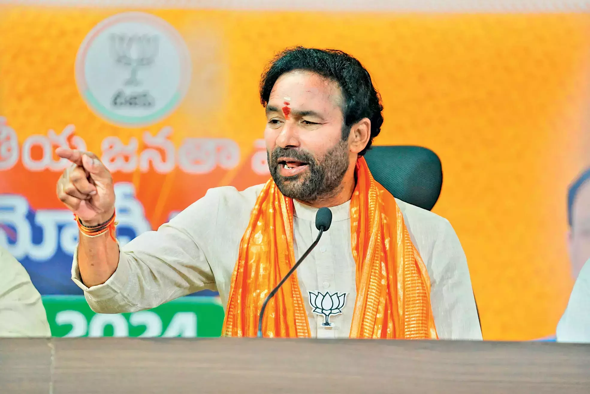 Telangana : श्रीशैलम राजमार्ग शुक्रवार तक फिर से खुल जाएगा किशन Telangana : श्रीशैलम राजमार्ग शुक्रवार तक फिर से खुल जाएगा किशन