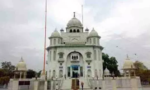 DSGMC ने बैठक में सदस्यों को ‘प्रभावित’ करने के प्रयास को लेकर परमजीत सिंह सरना के खिलाफ जांच की मांग की DSGMC ने बैठक में सदस्यों को ‘प्रभावित’ करने के प्रयास को लेकर परमजीत सिंह सरना के खिलाफ जांच की मांग की