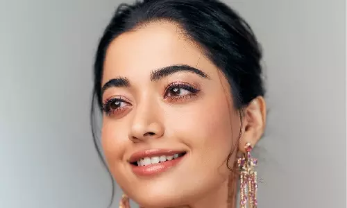 Rashmika बोलीं, “खुद पर संतुष्टि आई तो आगे बढ़ना बंद हो जाएगा” Rashmika बोलीं, “खुद पर संतुष्टि आई तो आगे बढ़ना बंद हो जाएगा”