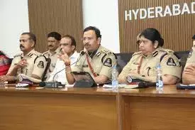Telangana : बड़े धोखेबाज की मदद करने के आरोप में एसआई निलंबित