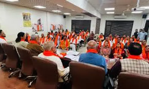 Jammu: नगरोटा में भाजपा कार्यकर्ताओं को अशोक कौल का संदेश Jammu: नगरोटा में भाजपा कार्यकर्ताओं को अशोक कौल का संदेश