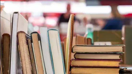 A city turns a page: ठाणे में इस सप्ताहांत पहला साहित्य महोत्सव आयोजित हो रहा