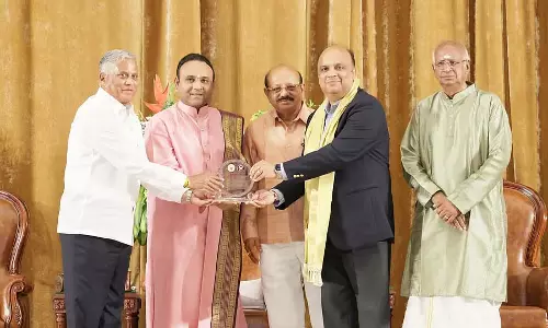 Karnataka : सत्य साईं विश्वविद्यालय से किसानों के लिए कौशल प्रमाण पत्र