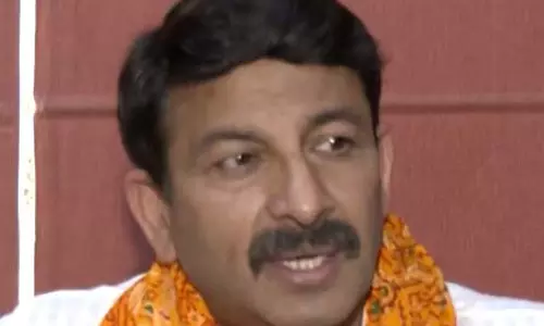 बिहार के लोगों की आस्था को चोट पहुंचाकर महागठबंधन नहीं ले पाएगा वोट: मनोज तिवारी