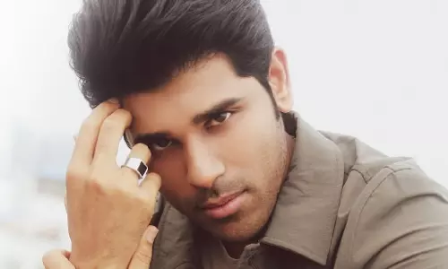 Allu Sirish ने सगाई पर पहना मनीष मल्होत्रा का डिज़ाइन किया आउटफिट