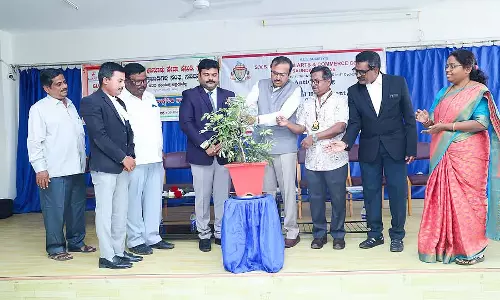 सोशल मीडिया पर आपत्तिजनक मैसेज भेजने पर उम्रकैद की सज़ा: Siddaramaiah