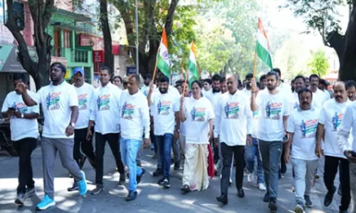 कर्नाटक BJP ने सरदार पटेल की 150वीं जयंती पर एकता नदीगे मार्च निकाला