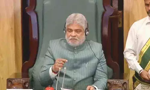 तेलंगाना विधानसभा अध्यक्ष ने BRS विधायकों की अयोग्यता के मामलों में सुप्रीम कोर्ट से दो महीने का विस्तार मांगा