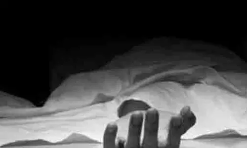 पालम विहार में स्पीड ब्रेकर पर संतुलन खोने से बाइक चालक की मौत पालम विहार में स्पीड ब्रेकर पर संतुलन खोने से बाइक चालक की मौत