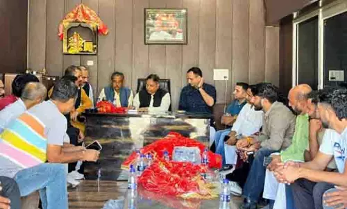 Sait, कौल, प्रिया, बिलवारिया ने सभाओं को संबोधित किया, देवयानी के लिए वोट मांगे Sait, कौल, प्रिया, बिलवारिया ने सभाओं को संबोधित किया, देवयानी के लिए वोट मांगे
