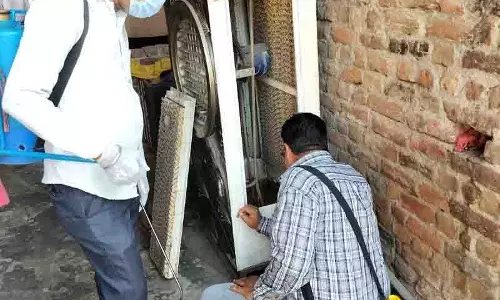 स्वास्थ्य अधिकारियों ने Ahmedgarh में मच्छरों के प्रजनन को रोकने के लिए अभियान तेज किया स्वास्थ्य अधिकारियों ने Ahmedgarh में मच्छरों के प्रजनन को रोकने के लिए अभियान तेज किया