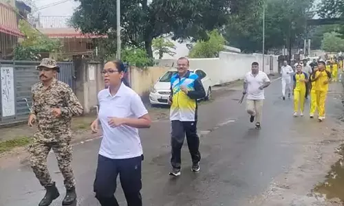 मनेंद्रगढ़ में ‘रन फॉर यूनिटी’ में उमड़ा जनसैलाब, SP रत्ना सिंह ने दौड़ लगाकर बढ़ाया उत्साह